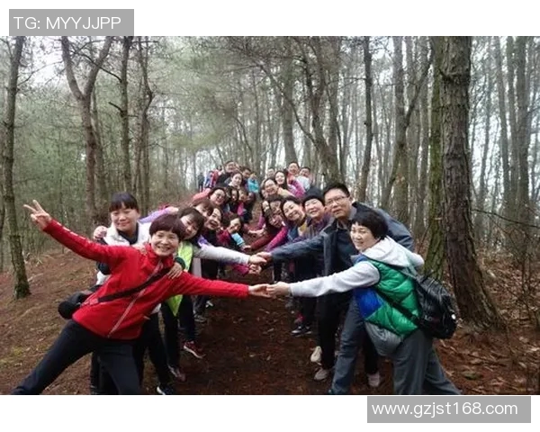 中国女足迎战南韩女足决战亚洲赛场展现巾帼风采与拼搏精神