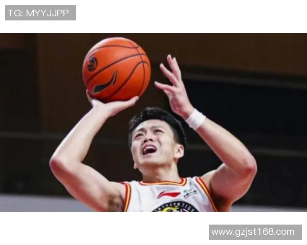 姜宇星的成长之路：从普通少年到璀璨明星的奋斗历程与心路历程